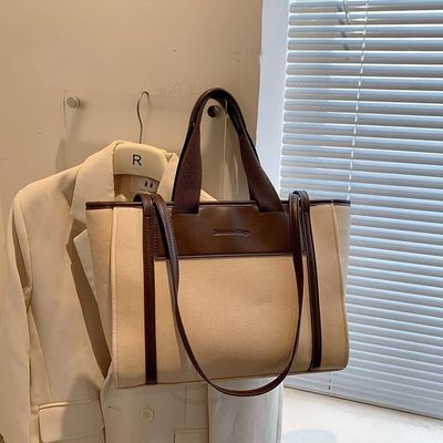 2024 Mode Handtassen Lichtgewicht Hoge capaciteit Tassen voor vrouwen Stijlvolle designertassen