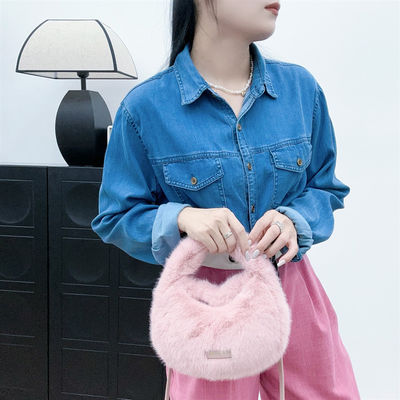 Winter Bruin Mini Fox Fur Handtassen Long Chain Fluffy Fur Tassen voor gesofisticeerde vrouwen