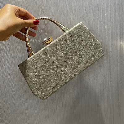 Vintage Style Hasp Vrouwen Handtas versierd met Designer Highlight Sequins Leer Trend