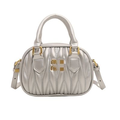 Zomerse dames kleine lederen boodschappenzak met mini pleatpatroon en ZIP sluiting