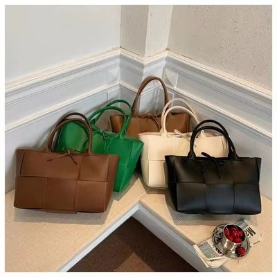 Vrouwen handtassen met grote capaciteit Luxe PU lederen schoudertassen
