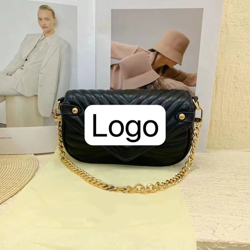 Retro dameszakken 2023 Ruimkleurige handtassen met ketting in beeldkleur
